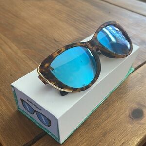Goodr Sunglasses with Box and soft bag